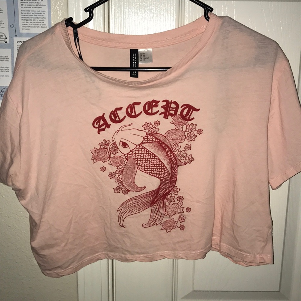 Pink crop top  with koi fish from H&M